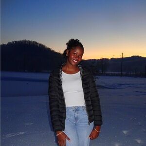 Meet your Posher, Alana